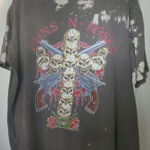 One of a kind vintage Guns N Roses t-shirt, purchased at 92' Houston show...